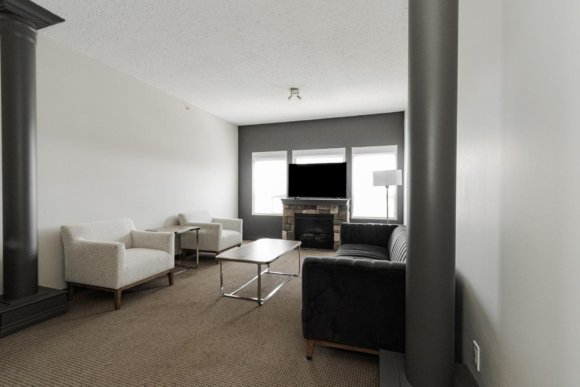 Premier Residence - Fort Mcmurray Luaran gambar