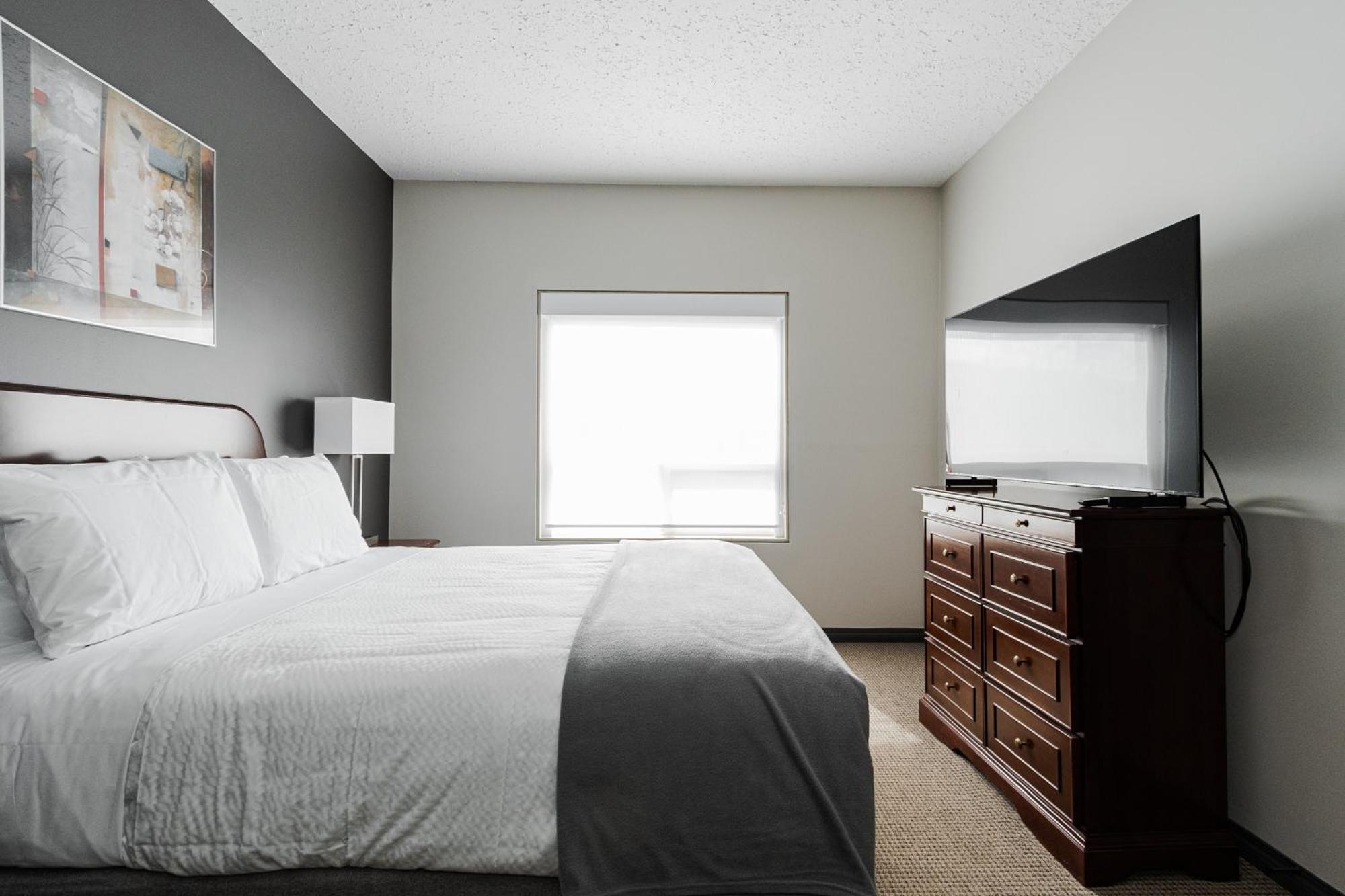 Premier Residence - Fort Mcmurray Luaran gambar